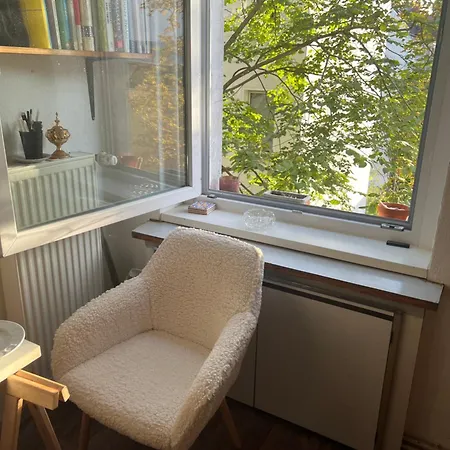 Schillerkiez Helle Zentrale Mit Berliner Charme *