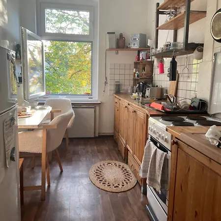 Schillerkiez Helle Zentrale Mit Berliner Charme * Berlijn
