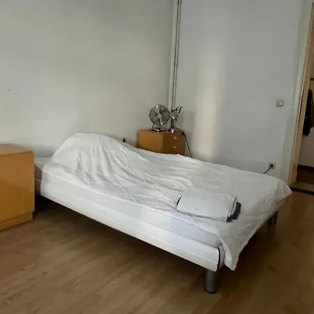 Schillerkiez Helle Zentrale Mit Berliner Charme Berlijn