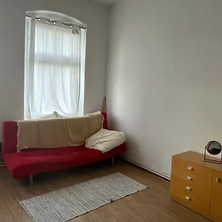 Schillerkiez Helle Zentrale Mit Berliner Charme * Berlijn